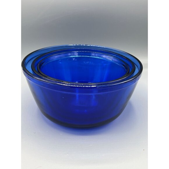 3 Anchor Hocking Cobalt Blue Glass Nesting Mixing Bowls 1 Qt 1.5 Qt and 2.5 Qt - Picture 3 of 9